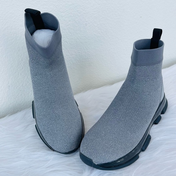 New! MICHAEL KORS Kendra Metallic Gray Stretch Knit Sock Sneakers Booties Size 8 - Picture 1 of 16